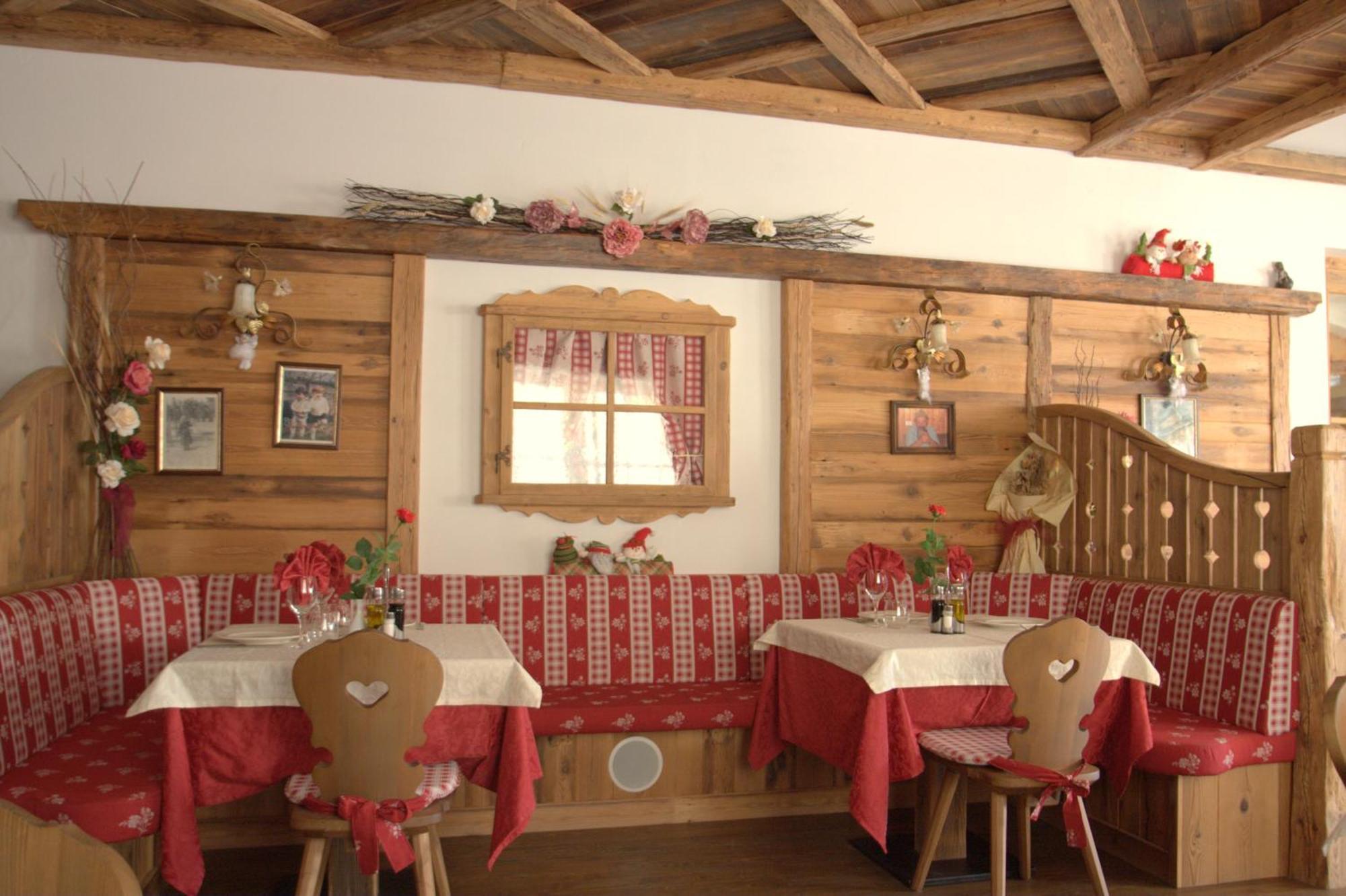 Agriturismo Ai Castioni Молвена Екстериор снимка